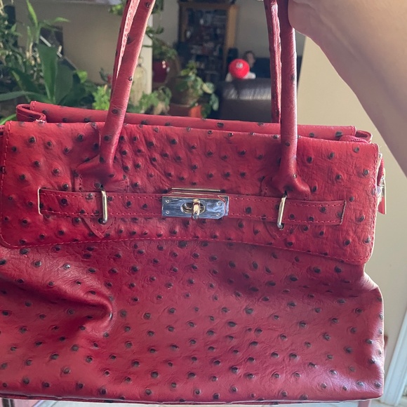 Elegant Red Satchel Bag - Picture 2 of 5